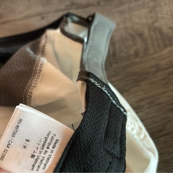 hat - Picture 2 of 3